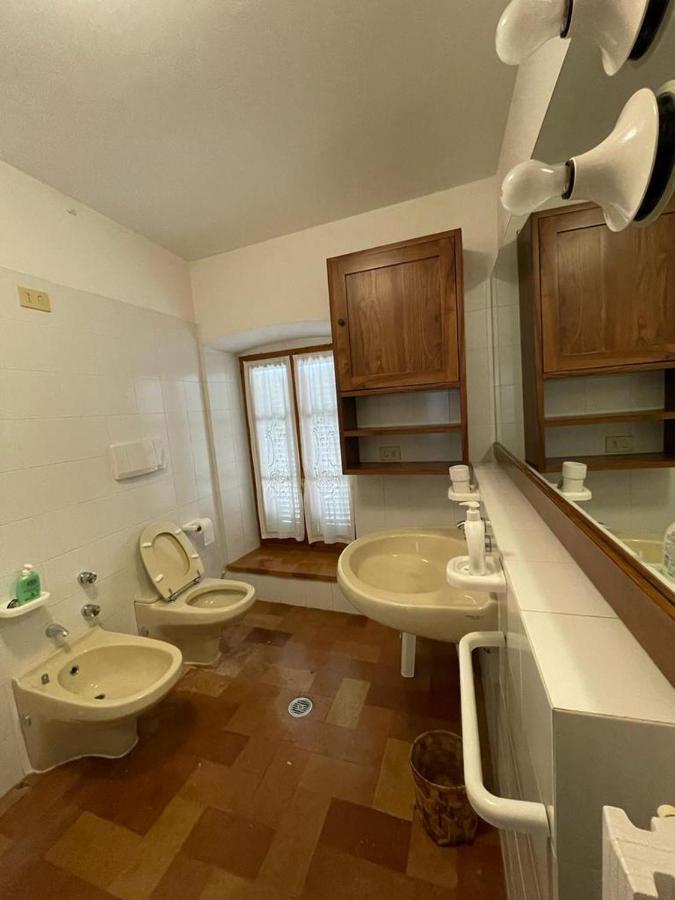 Apartamento Casa Dei Lecci Foligno Exterior foto