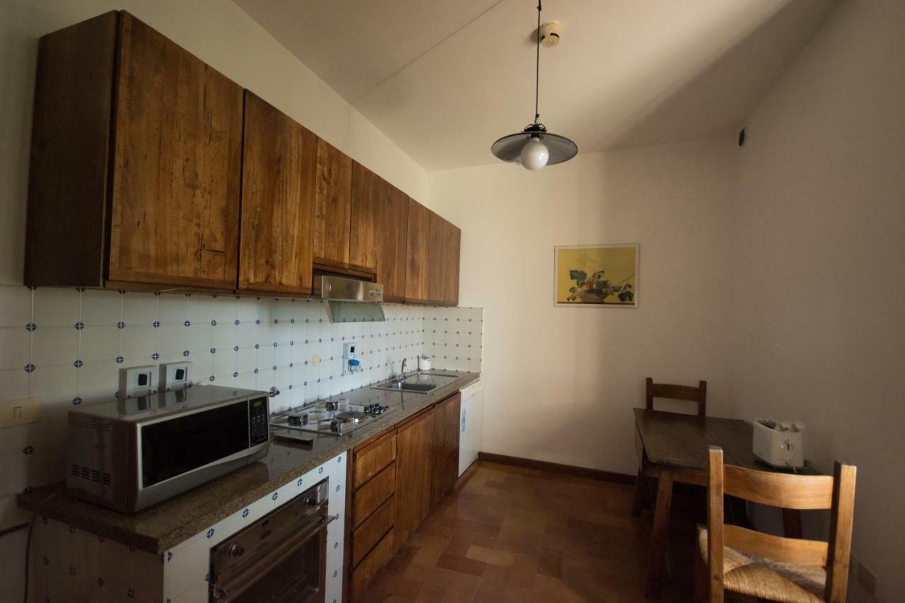 Apartamento Casa Dei Lecci Foligno Exterior foto